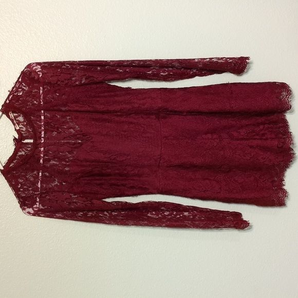 Burgundy Lace Long Sleeve Romper - Picture 4 of 7